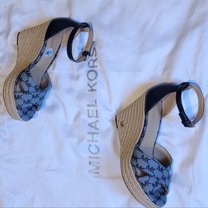 MICHEAL KORS ESPADRILLES SZ 6.5